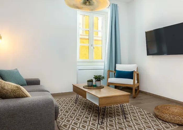 Cosy Basilique דירה