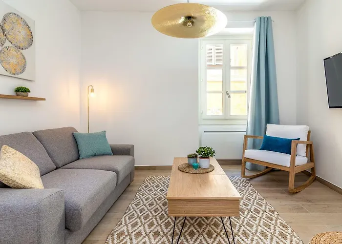 Cosy Basilique דירה מנטון