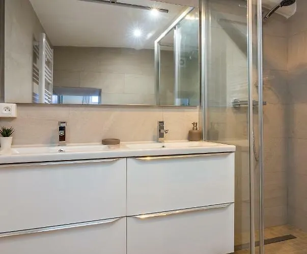 Cosy Basilique Μεντόν